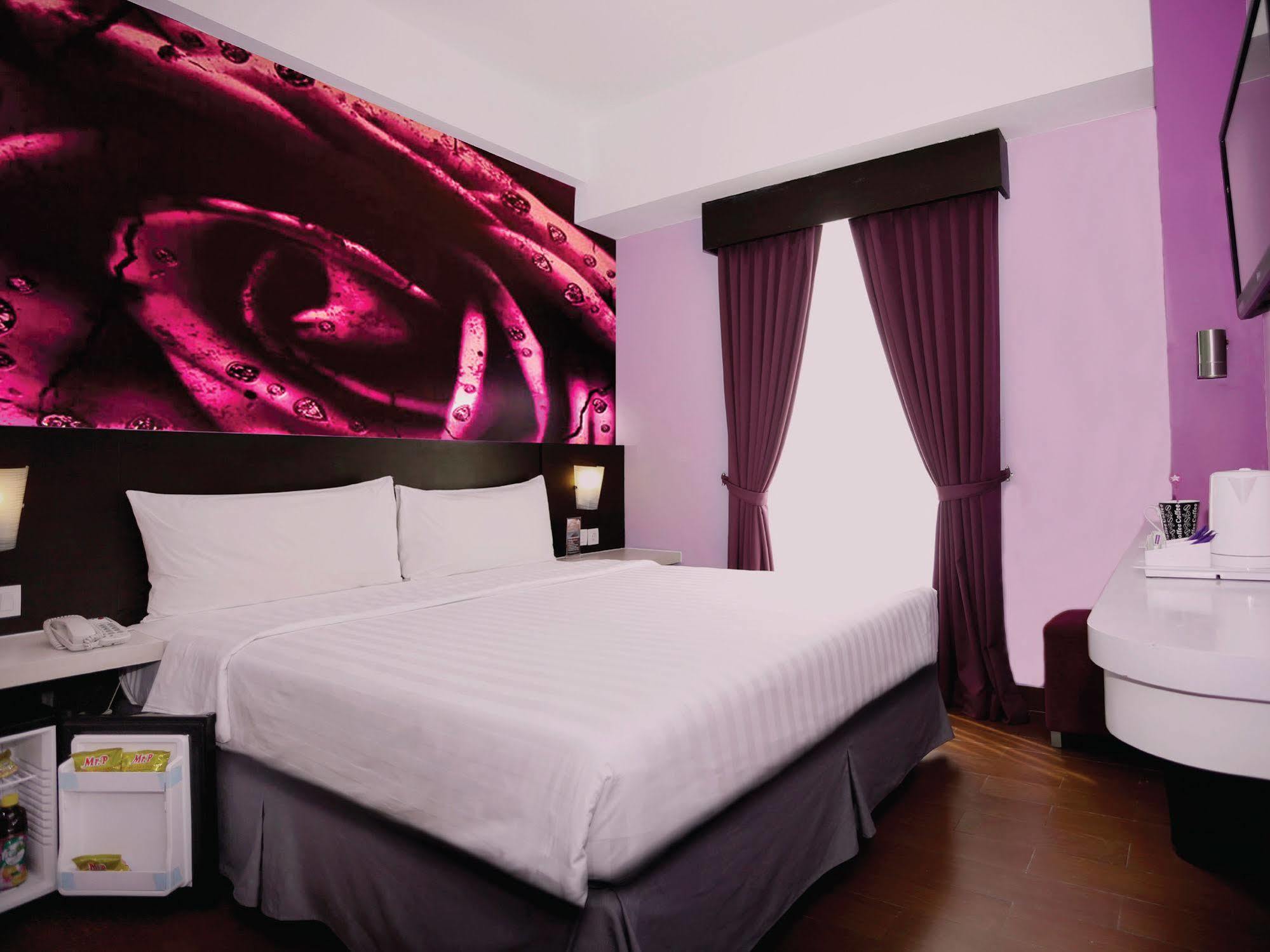 Fame Hotel Gading Serpong Tangerang Ngoại thất bức ảnh