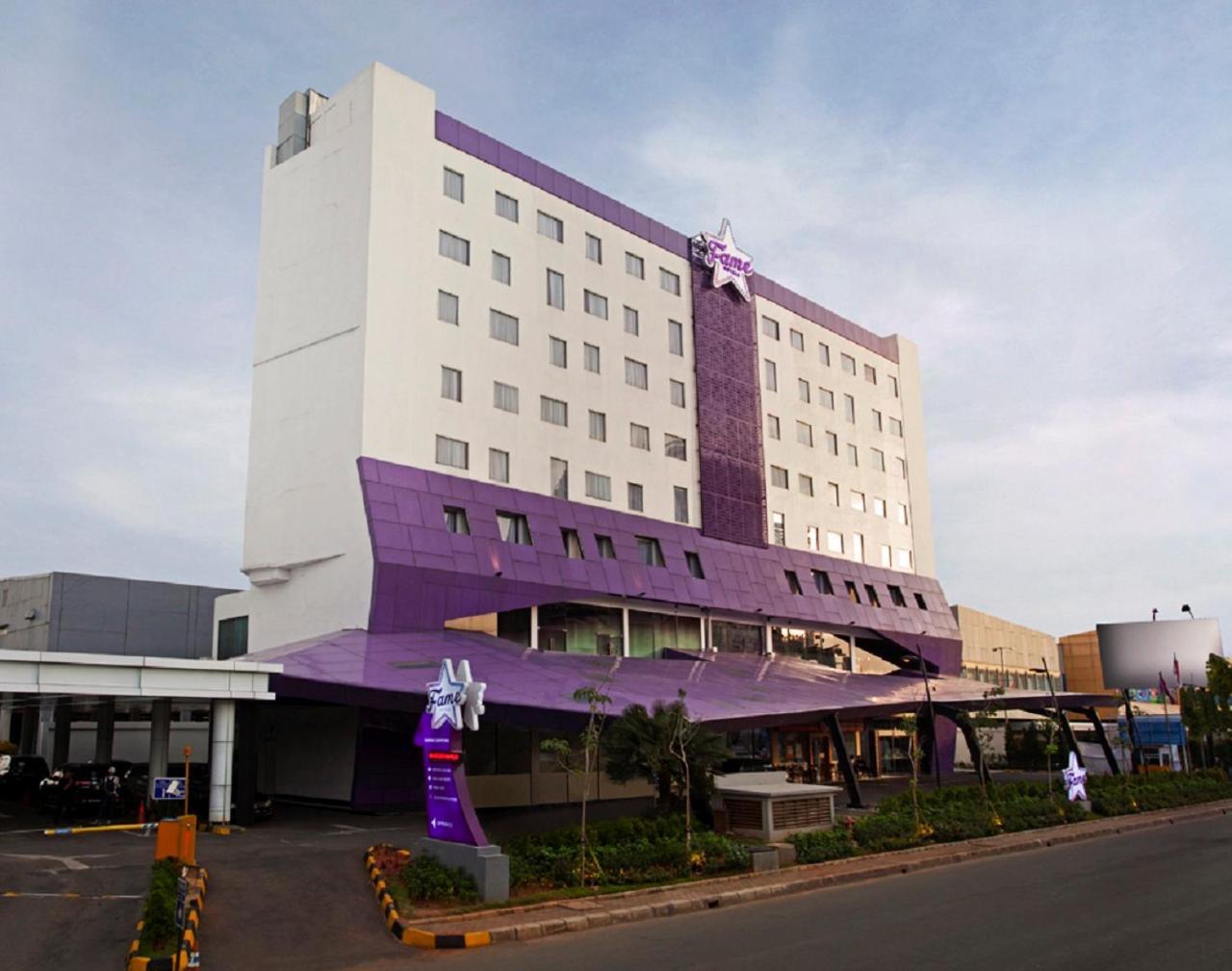 Fame Hotel Gading Serpong Tangerang Ngoại thất bức ảnh